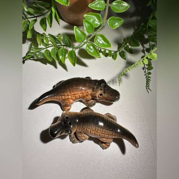 Vintage Hand painted Alligator Salt & Pepper Shaker Set • Made in Japan - Picture 5 of 9
